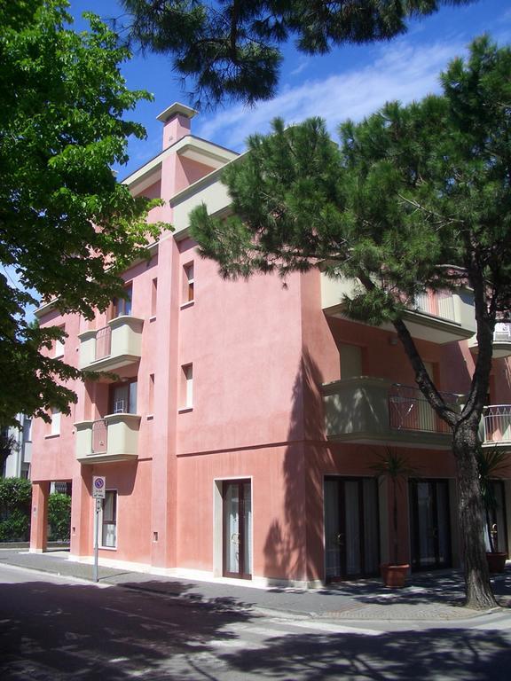 לידו די ג'סולו Family Apartments Residence Trieste מראה חיצוני תמונה